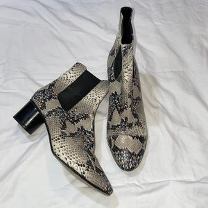 ISABEL MARANT ANKLE BOOTS IN SNAKE PRINT